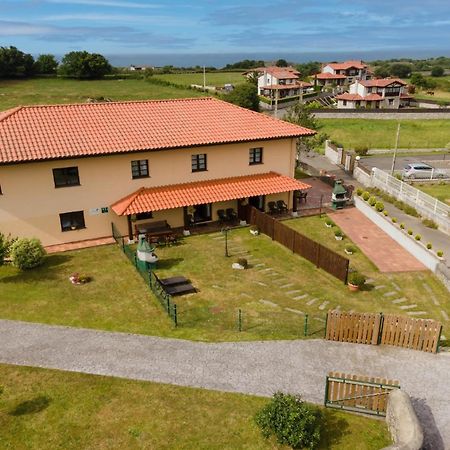 Apartamentos El Acebo Навес Экстерьер фото