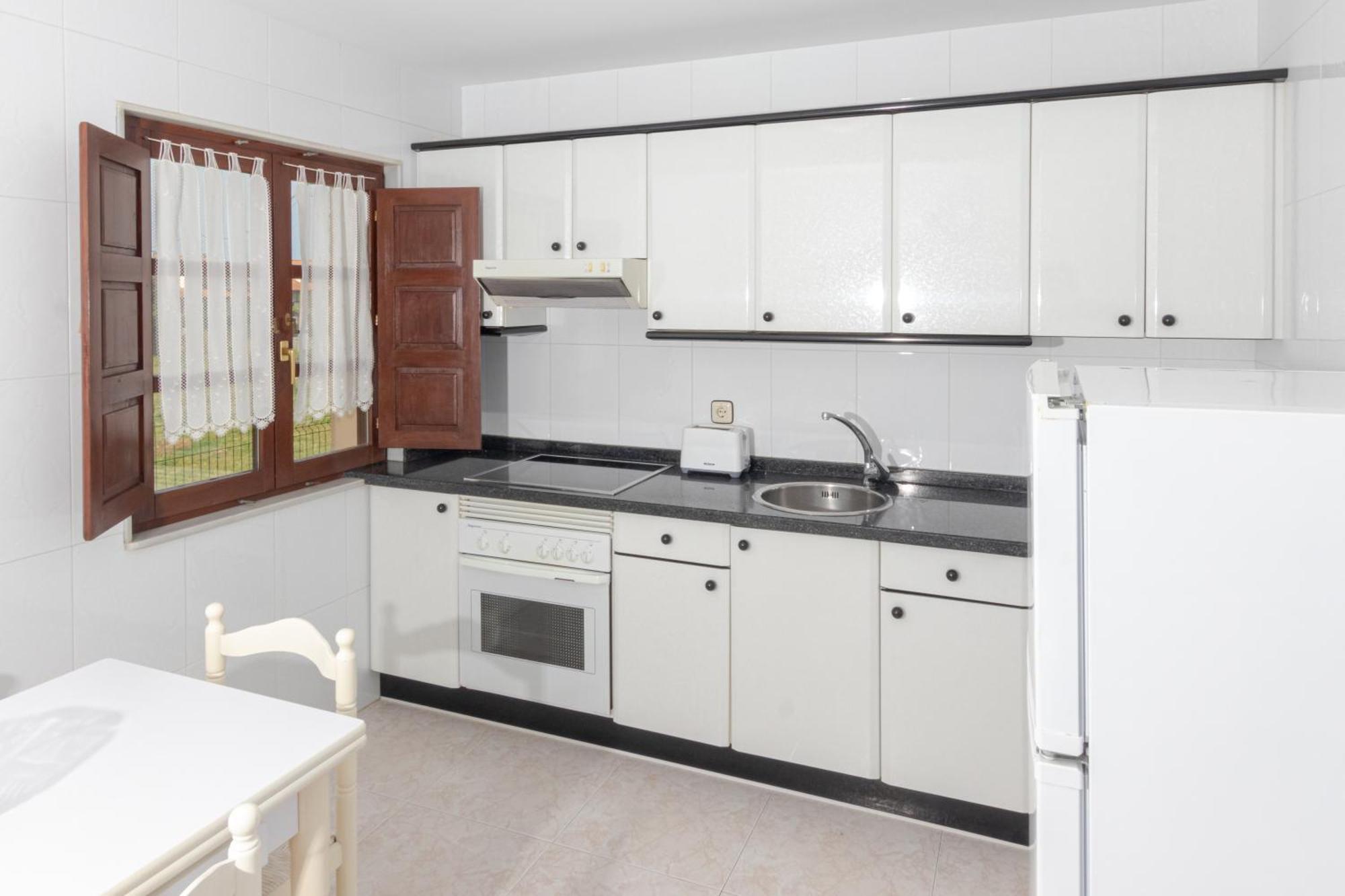 Apartamentos El Acebo Навес Номер фото