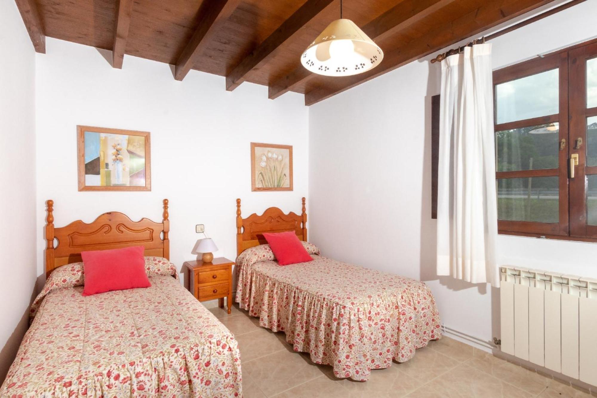 Apartamentos El Acebo Навес Экстерьер фото